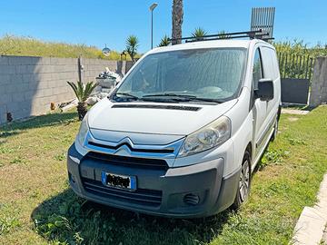 Furgoncino Jumpy citroen