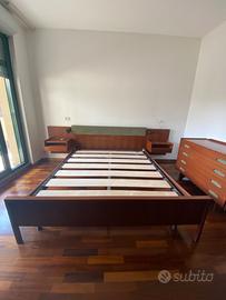 Camera matrimoniale in legno teak