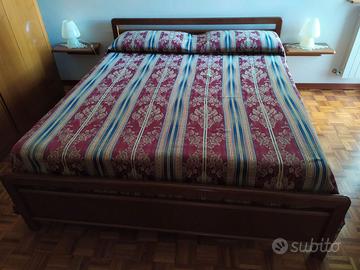 LETTO MATRIMONIALE COMPLETO DI MATERASSI