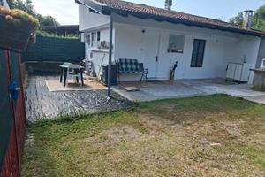 Casetta con giardino uso vacanza LEGGI BENE