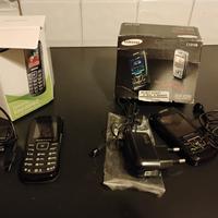 2 cellulari GSM Samsung .sgh-e250i..Gt-1200.scatol
