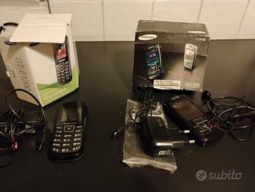 2 cellulari GSM Samsung .sgh-e250i..Gt-1200.scatol