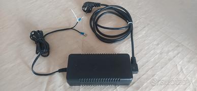 Alimentatore professionale 