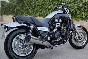 Yamaha V Max  1200