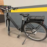 Bicicletta elettrica assistita BTWIN 36V