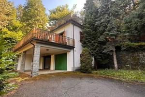 PRESTIGIOSA ED UNICA VILLA INDIPENDENTE