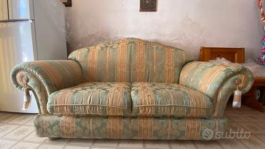Divano due posti