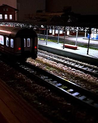 PLASTICO/DIORAMA FERROVIARIO H0