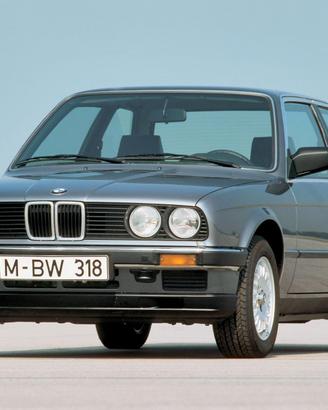BMW serie E30 ricambi usati 318i originali