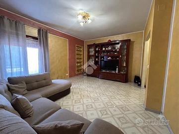 4 LOCALI A PALERMO