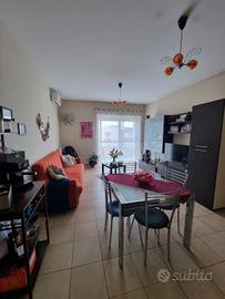 Bilocale 75 mq arredato con posto auto