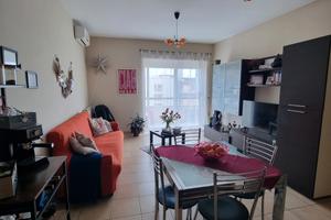 Bilocale 75 mq arredato con posto auto