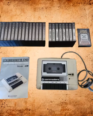Commodore 1530 C2N Datassette + 24 Cassette VIC-20