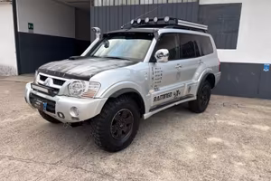 Mitsubishi Pajero 3.2 D. 7 posti. 4x4. Garanzia 12