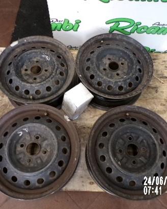 CERCHI PER C1 - 107 DA 14 X 5.5 POLLICI 2010