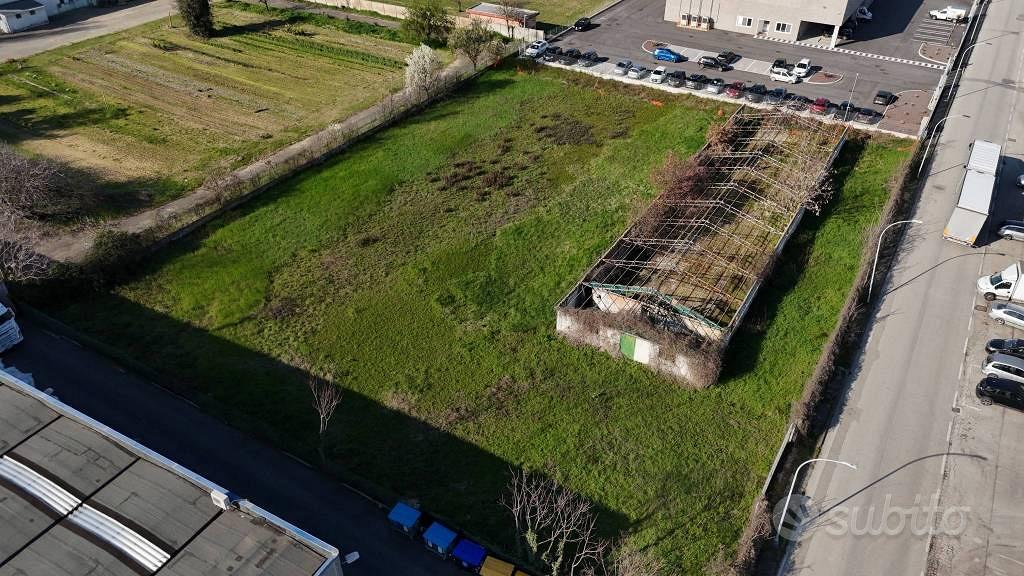 Terreno di 4186 m² a Forlì - Vista 2