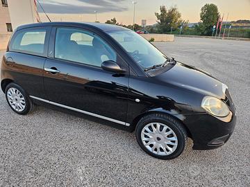 Lancia Ypsilon 1.3 mjt 75 cv