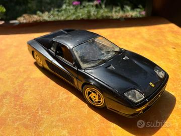 Ferrari F512M Nero 1:18 Hot Wheels