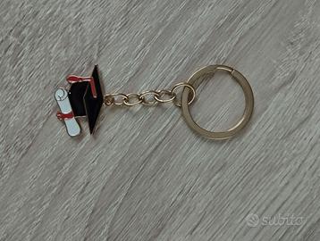 Portachiavi decoro borsa cappello laurea