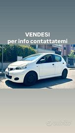 Toyota aygo 1.0 5 porte 2010 ideale per ne