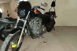 Moto Harley Davidson 883