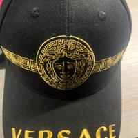 Cappello versace