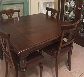 Tavolo in legno noce Le Fablier + 4 sedie