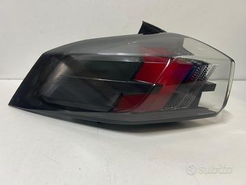 Fanale posteriore dx sx peugeot 2008 2019>2025
