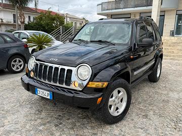 Jeep Cherokee 2.8 CRD 163Cv Limited - gancio train