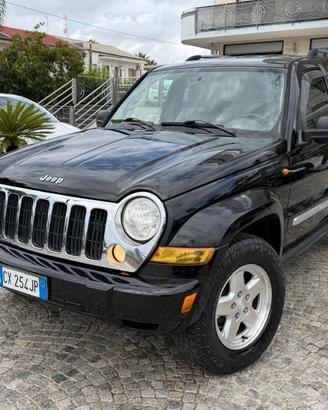 Jeep Cherokee 2.8 CRD 163Cv Limited - g. traino