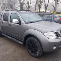 Nissan Navara 3.0 dCi 4 porte Double Cab LE V6
