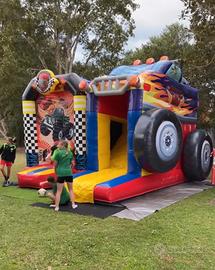 Gioco Gonfiabile per bambini - salta salta scivolo