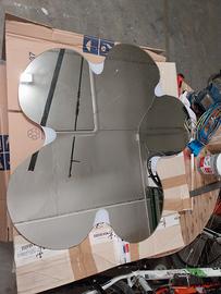 specchiera fiore nuova