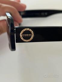 Occhiali da sole Guess rettangolari