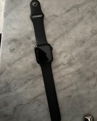 Apple Watch SE 2 40mm