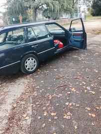 Mercedes te 200 station wagon