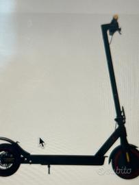 Monopattino elettrico M-V30