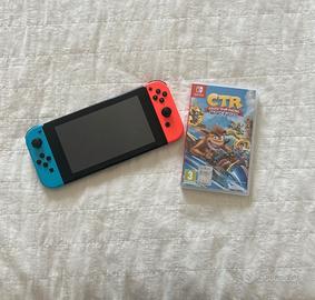 Nintendo Switch + gioco (Crash Team Racing)