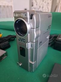 JVC  GR DVM70  VIDEOCAMERA MINI DV