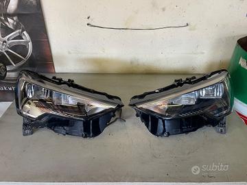 COPPIA DI FARI ANTERIORI A LED AUDI Q3 SPORT BACK 