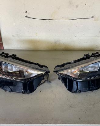 COPPIA DI FARI ANTERIORI A LED AUDI Q3 SPORT BACK 