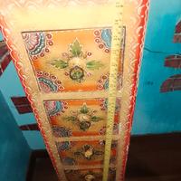 mobiletto con cassetti