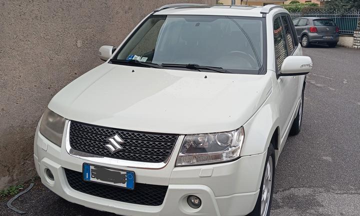 Suzuki Grand Vitara 2011 4x4 