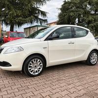 Lancia Ypsilon 1.2 69 CV 5 porte S&S OK NEOPATENTA