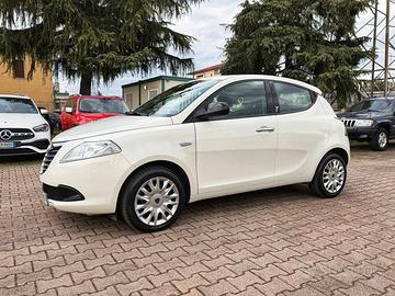 Lancia Ypsilon 1.2 69 CV 5 porte S&S OK NEOPATENTA