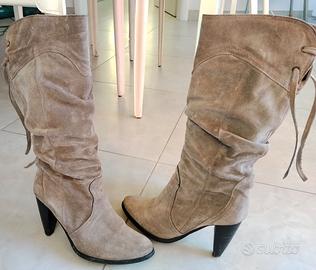 Stivale donna scamosciato