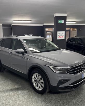 VOLKSWAGEN Tiguan 1.5 TSI ACT Life