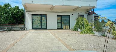 Locale commerciale 180+200mq