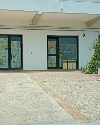 Locale commerciale 180+200mq