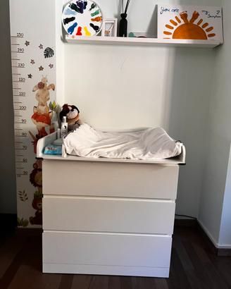 Cassettiera IKEA MALM con piano fasciatoio